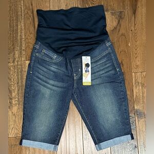 Levi's Denim Skinny Maternity Shorts